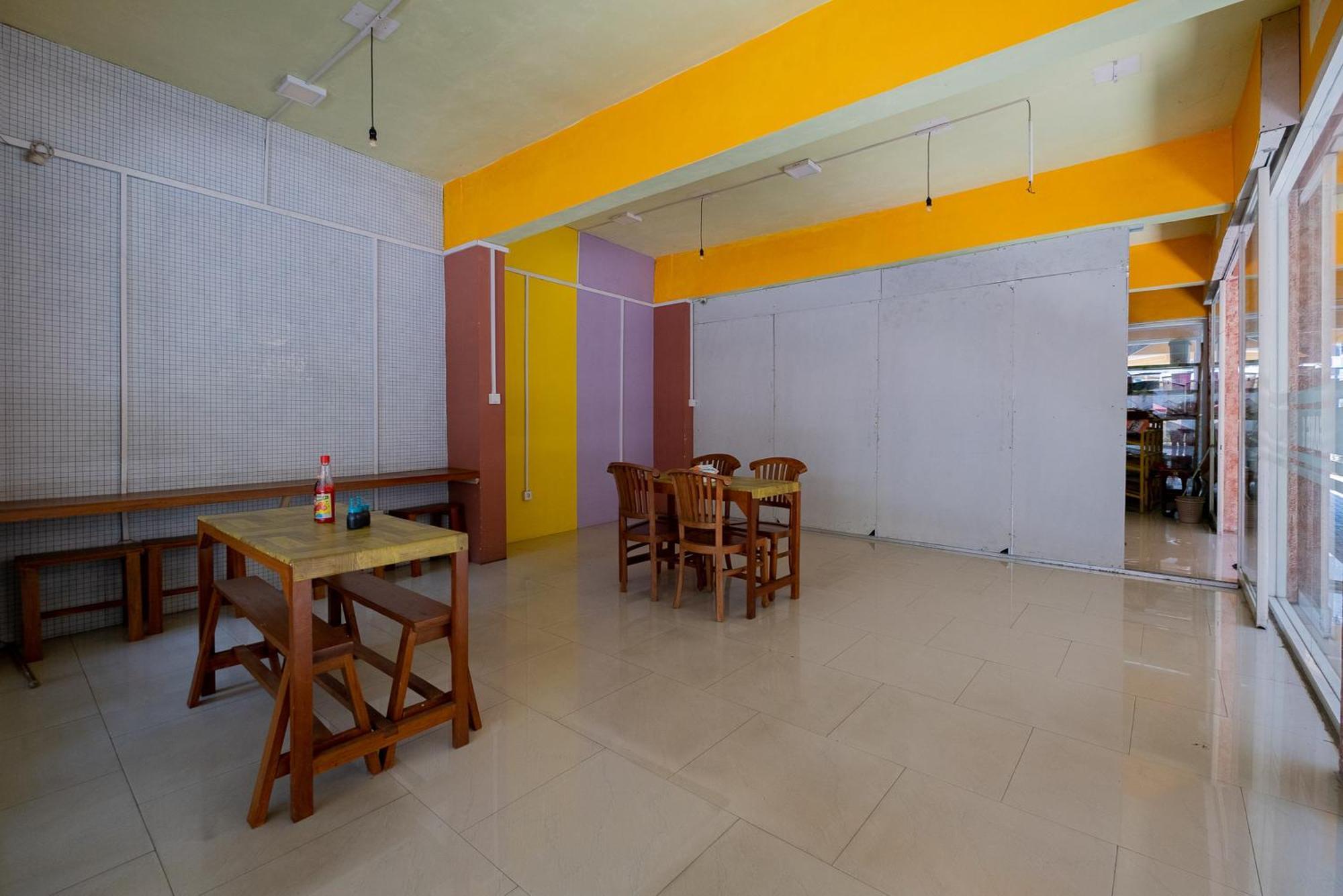 Reddoorz Syariah At Jalan Sunan Giri Tuban Tuban  Exterior foto